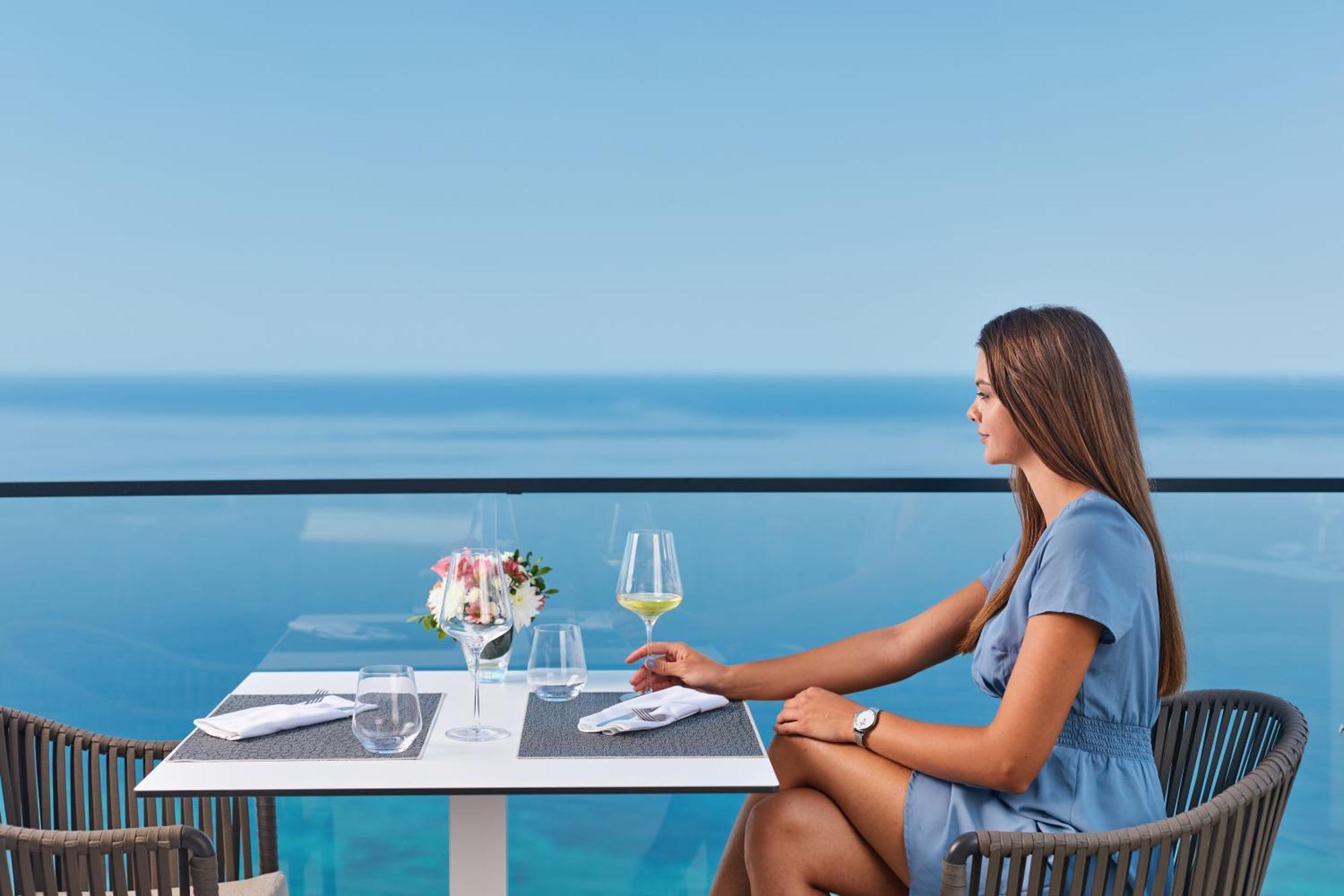ĀNANTI Resort, Residences & Beach Club Sveti Stefan Exterior foto
