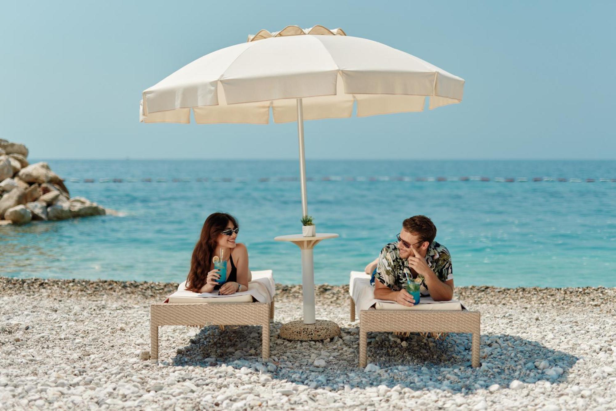 ĀNANTI Resort, Residences & Beach Club Sveti Stefan Exterior foto
