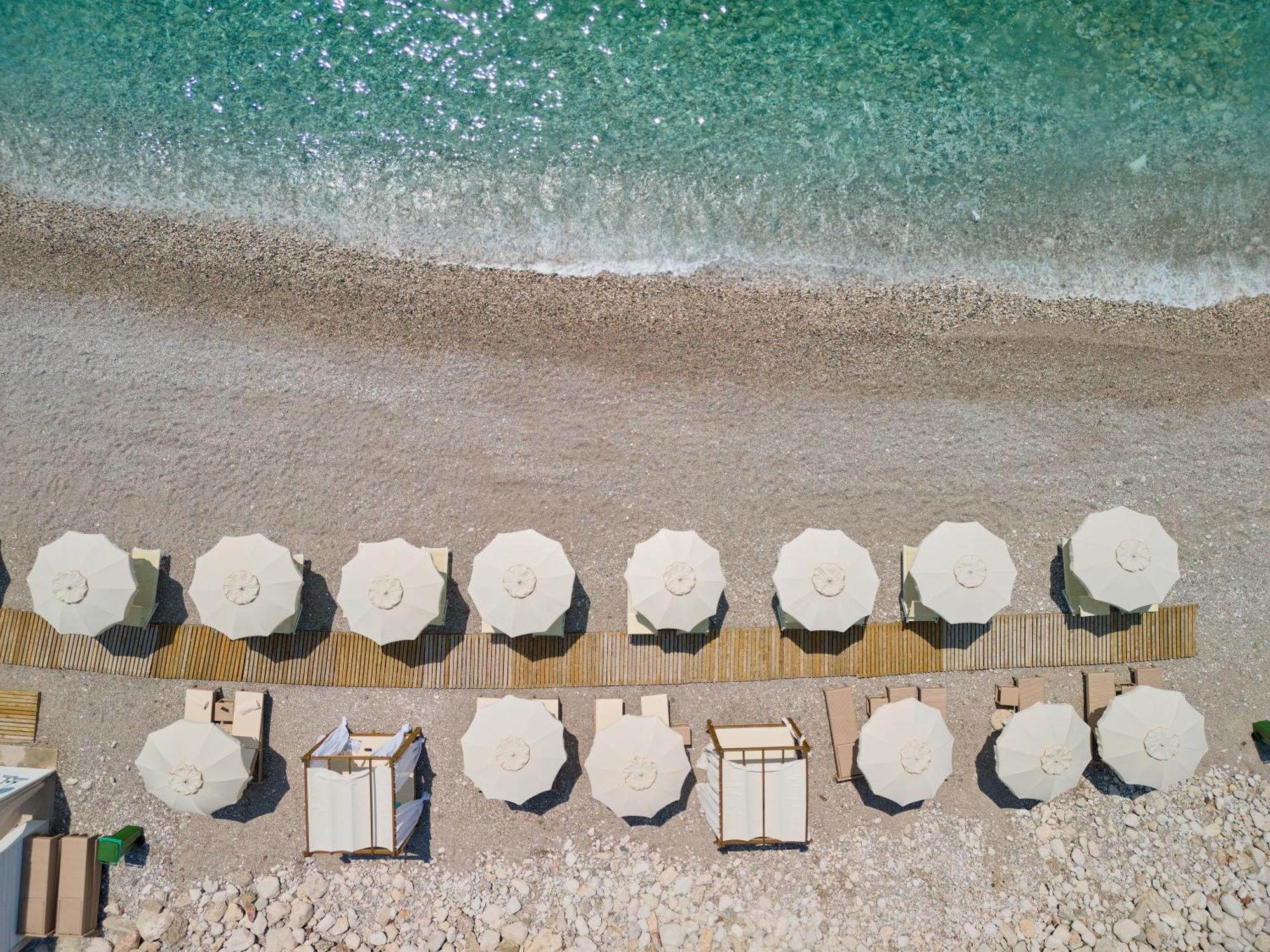 ĀNANTI Resort, Residences & Beach Club Sveti Stefan Exterior foto
