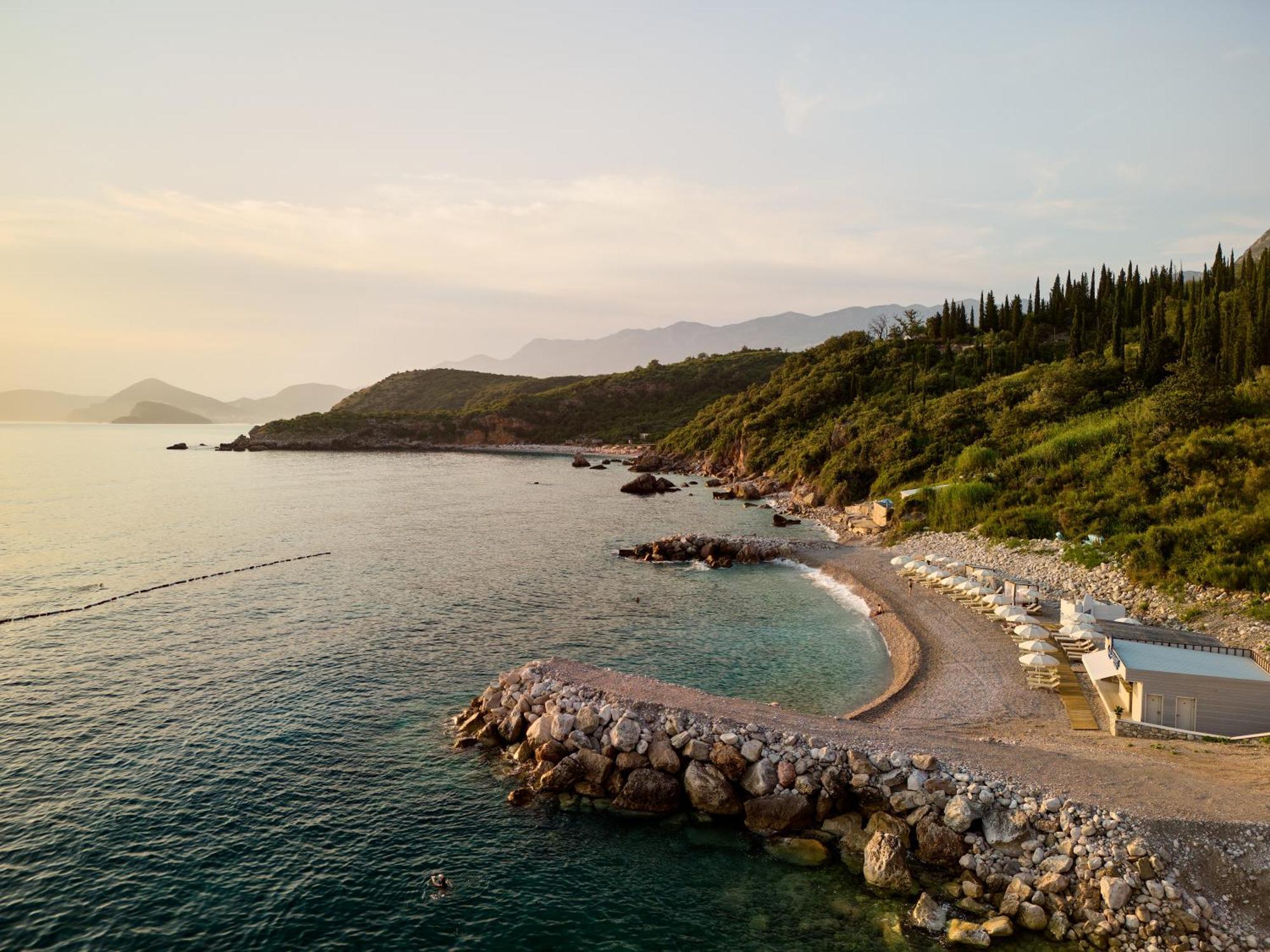 ĀNANTI Resort, Residences & Beach Club Sveti Stefan Exterior foto