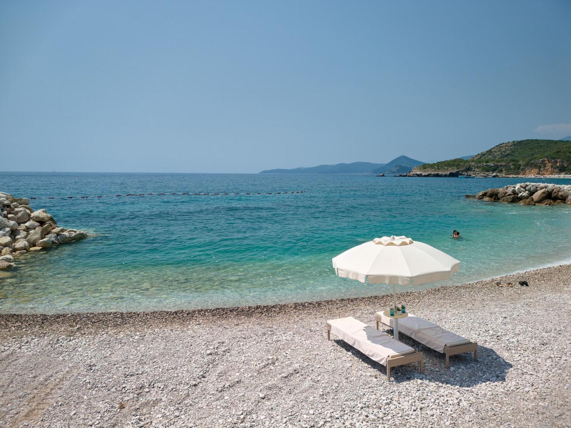 ĀNANTI Resort, Residences & Beach Club Sveti Stefan Exterior foto